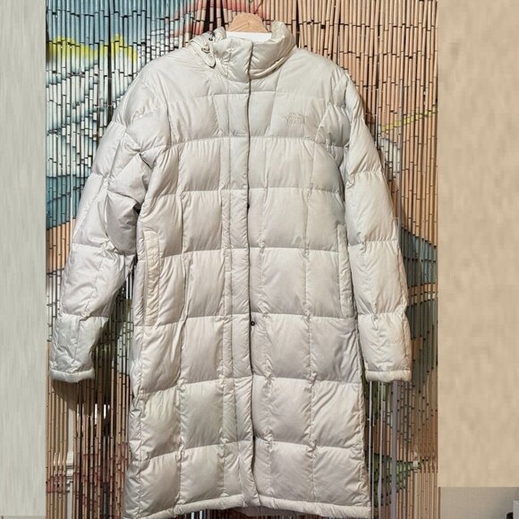 The North Face Long Quilted Metropolis Puffer Parka Coat, Vintage White, XL